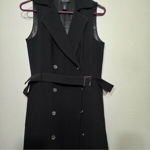 White House Black Market Sleeveless Trench Iconic Dress in Black Size 8